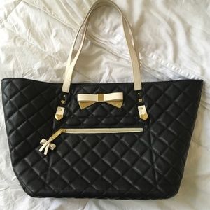 Betsey Johnson purse